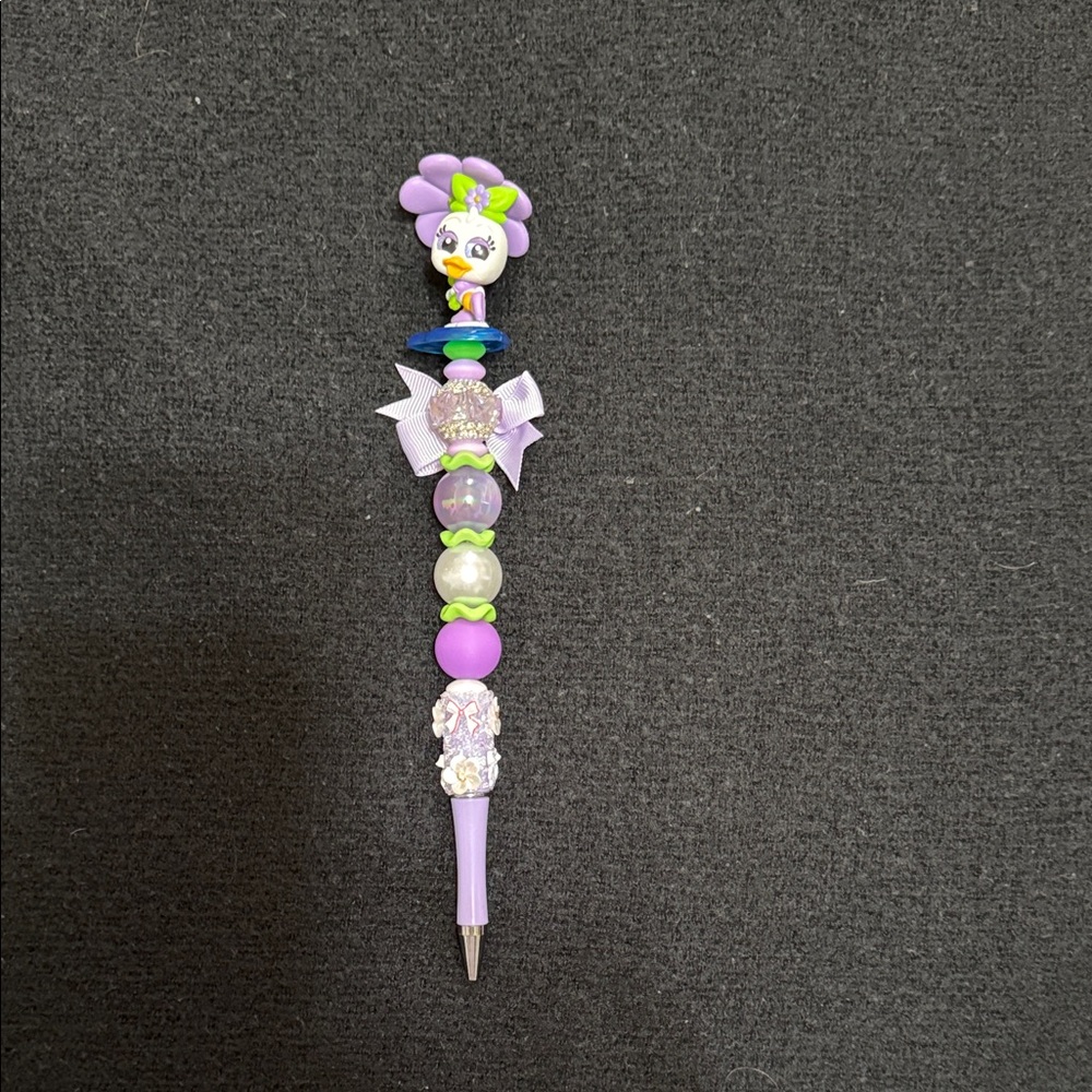 Daisy Duck
Purple Beaded Pen